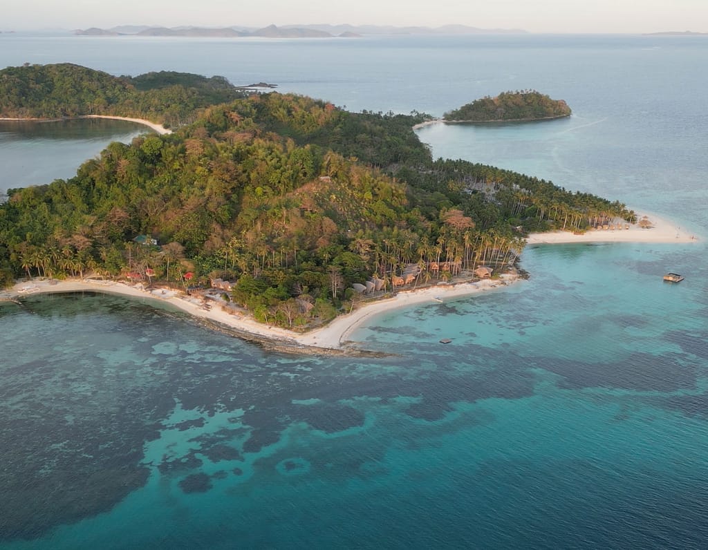 Aerial view of Isla Experience in Palawan – luxury eco resort video by OnLoop Studio
